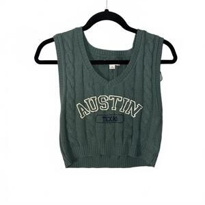 Aeropostale Green Cable Knit Sleeveless Sweater Vest - Medium